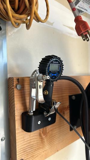 Air Tools Wall Mount