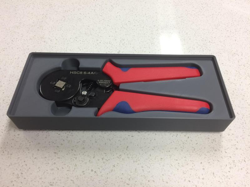 Gridfinity tray for IWISS HSC8 style crimping tool