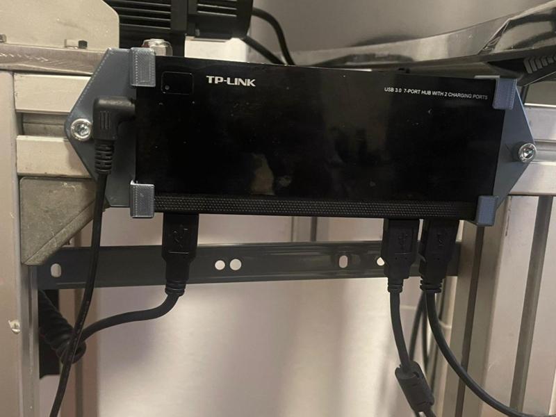 TP-LINK 7 USB ports and 2 charging ports support