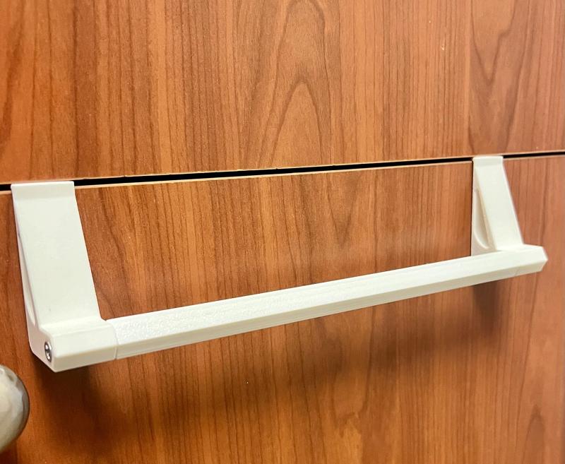 Kitchen Cabinet Door Towel Bar