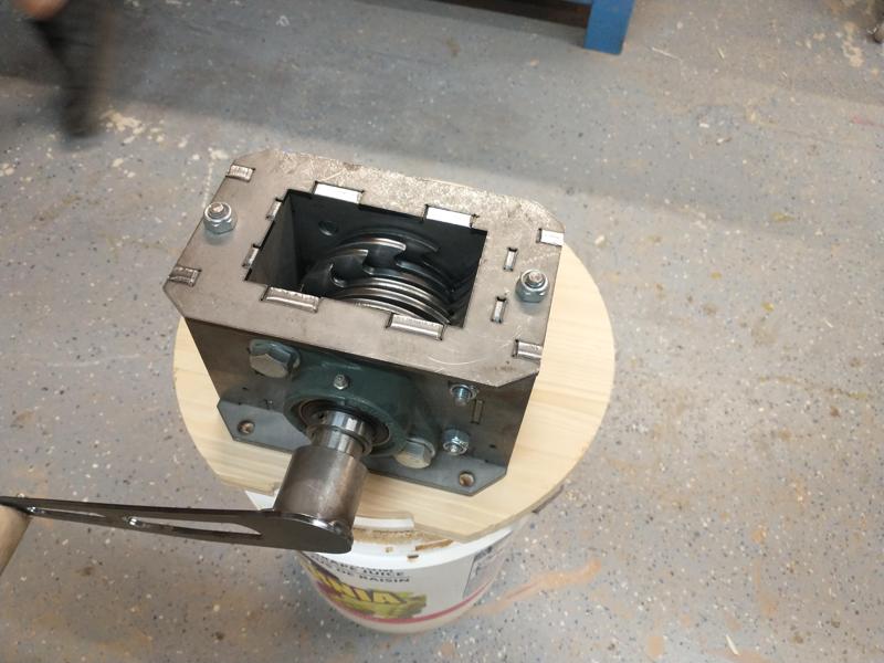 Bucket Brace for Precious Plastic Shredder V1