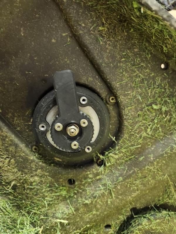 Luba Blade Motor Shaft Tool