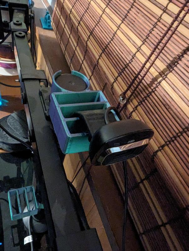Extended C920 Logitech webcam holder for monitor stand