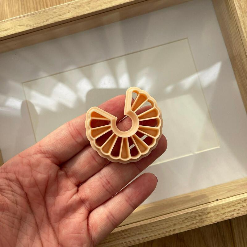 polymer clay/cookie cutter #63