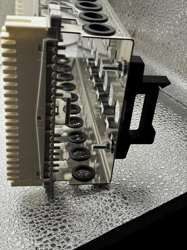 LSA (KRONE) to TH35 (DIN) Connector