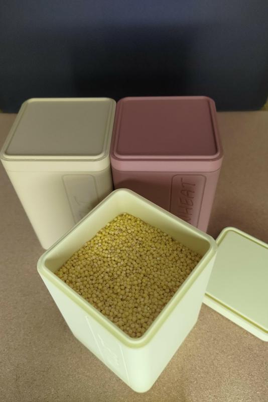 KITCHEN CONTAINERS/KITCHEN CANISTERS