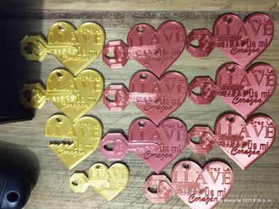 Heart & Key Keychain San Valentine's Day theme