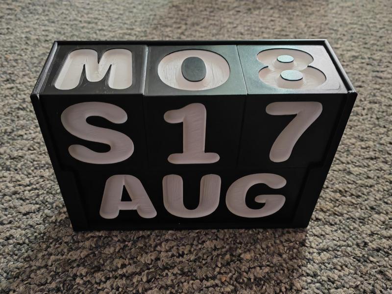 Large Perpetual Block Calendar
