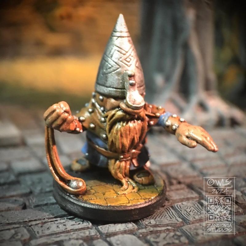 Gonk Gnome Slinger, Tabletop RPG Miniature or figurine