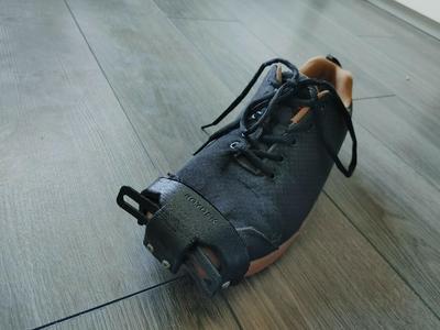 GOALTENDER - DEK HOCKEY - HOCKEY BALL - TOE TIES - TOE TIPS