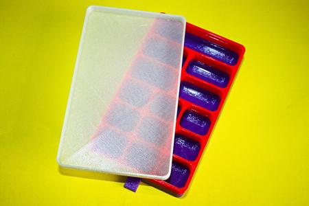 Small parts container