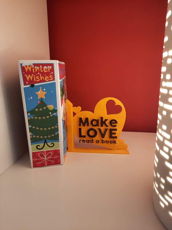 Make Love - Read a BOOK - BOOKENDS - 3D PRINTED - BOOK STORAGE - NURSERY DECOR - PARENTS BEDROOM - GIFTS FOR HIM - GIFTS FOR HER - BIRTHDAY