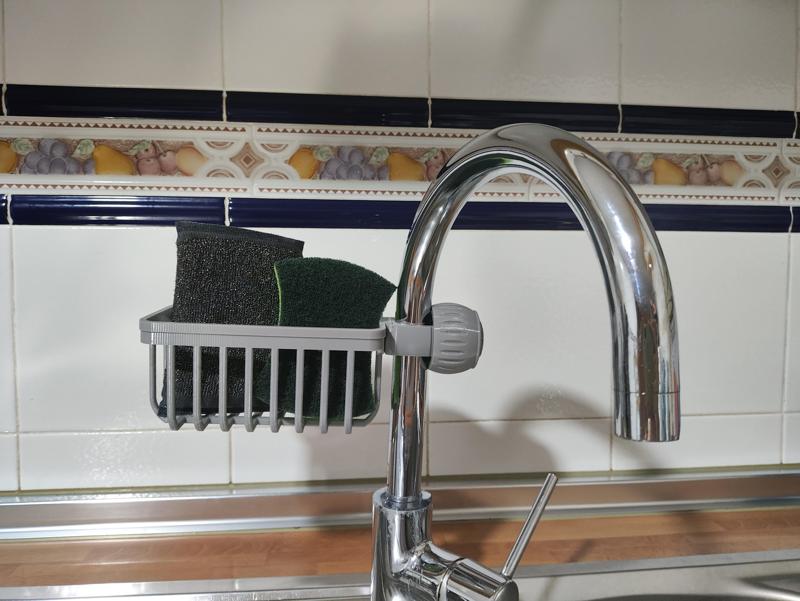 Sponge holder for faucet (different diameters)