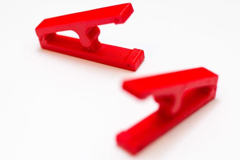 IKEA PRESSA PIN CLOTHES 