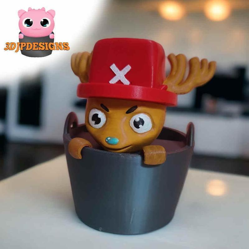 Chopper One Piece ( Desk Organizer )