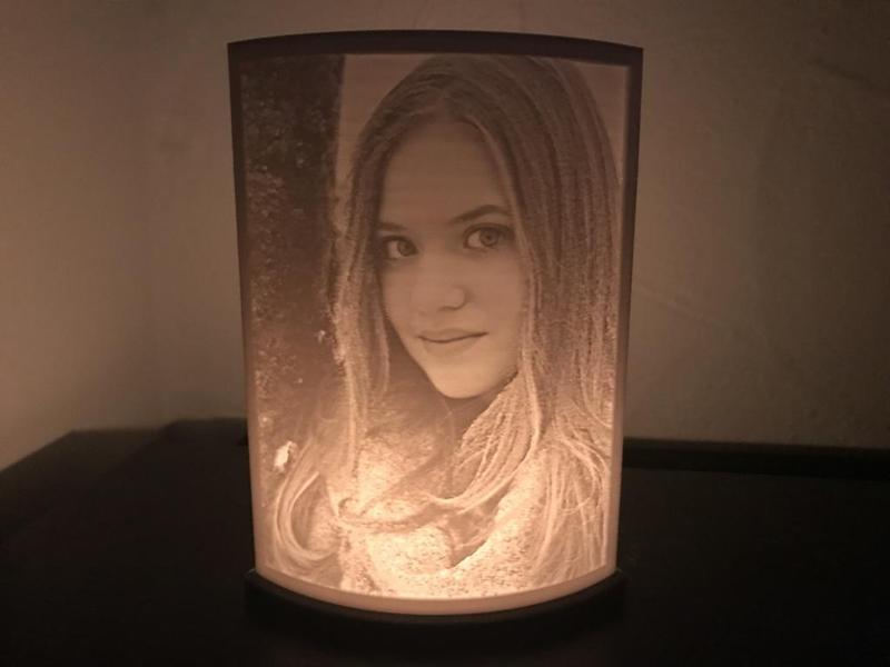 Lithophane-Ständer "Teelicht" für Hochkantbilder 4:3
