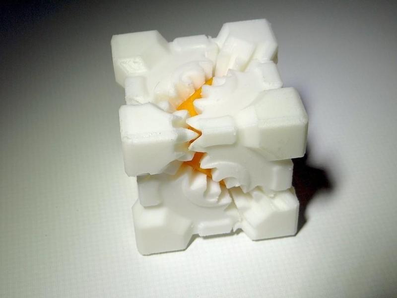 PLA Companion Cube Gears