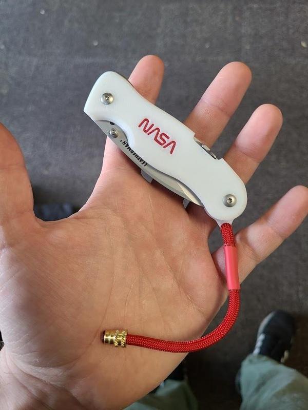 Leatherman Crater C33t NASA Scales