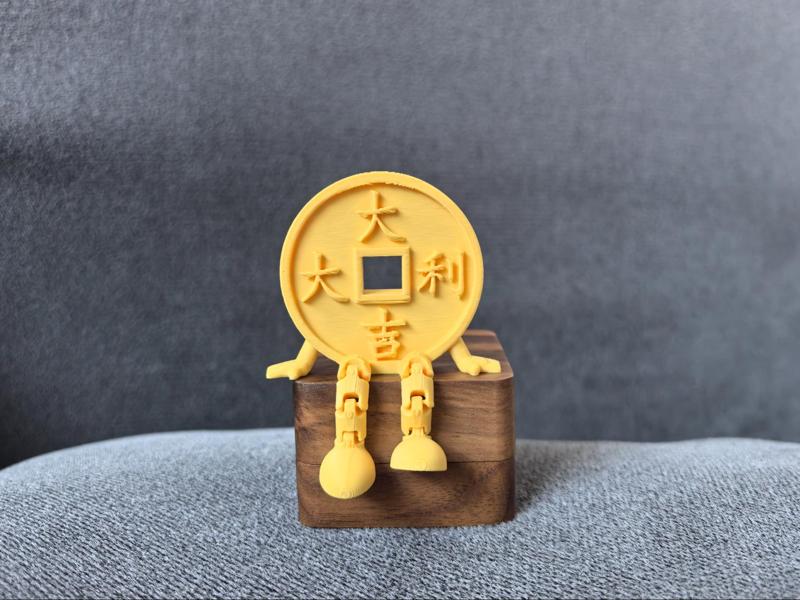 Cartoon Lucky Little Man Figurine Articulated Joints Copper Coin Desktop Assistant