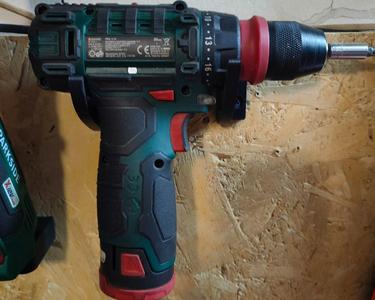 Tool Holder wall support