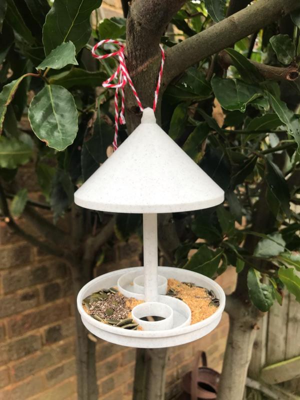 Simple Bird Feeder