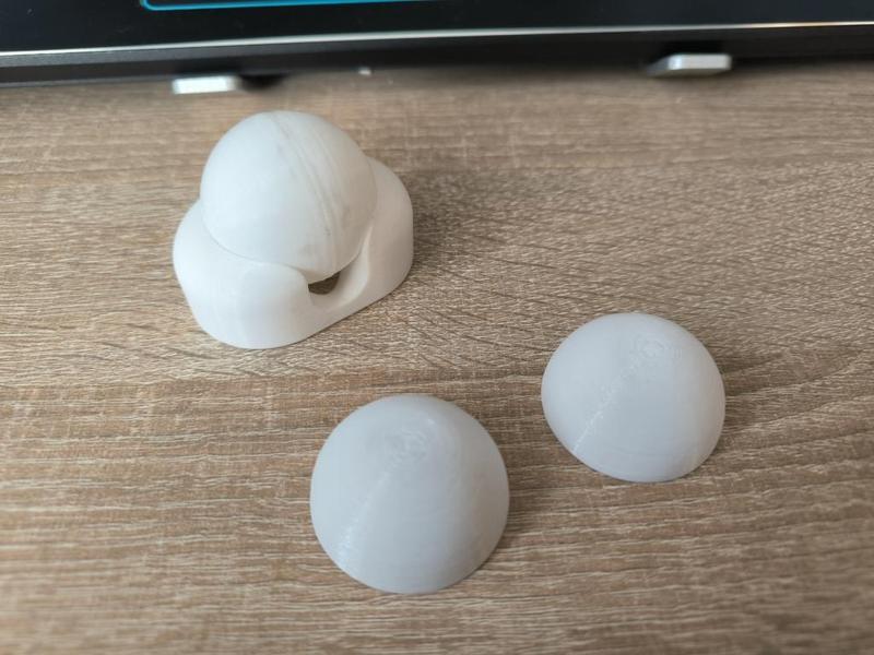 Table tennis ball maker