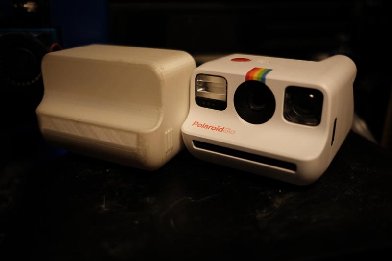 Polaroid Go half case