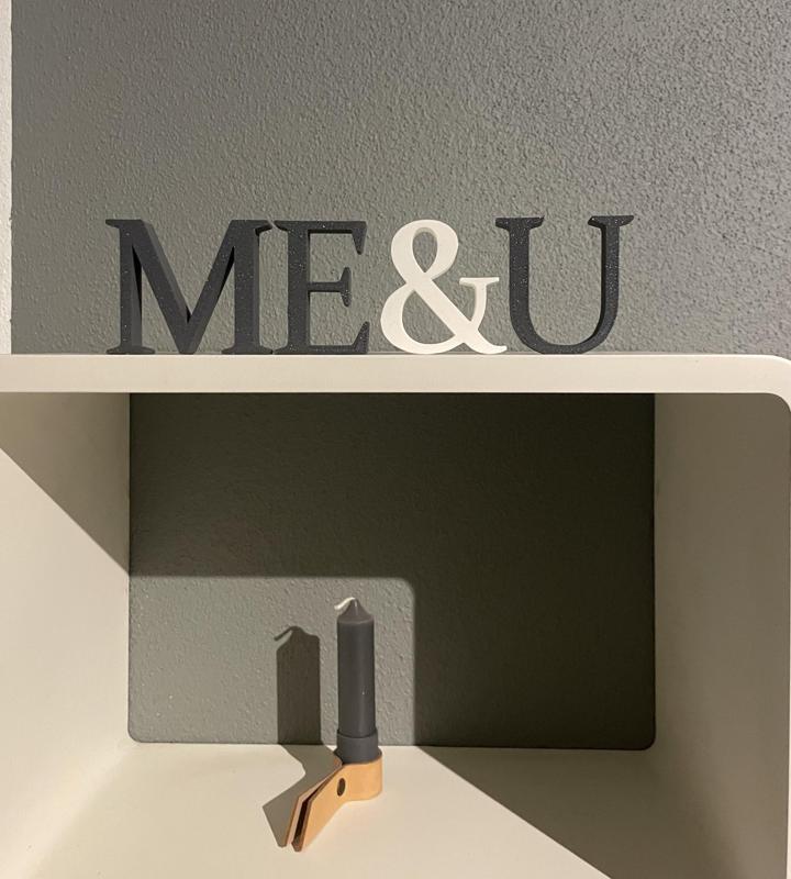 ME&U sentiment decor