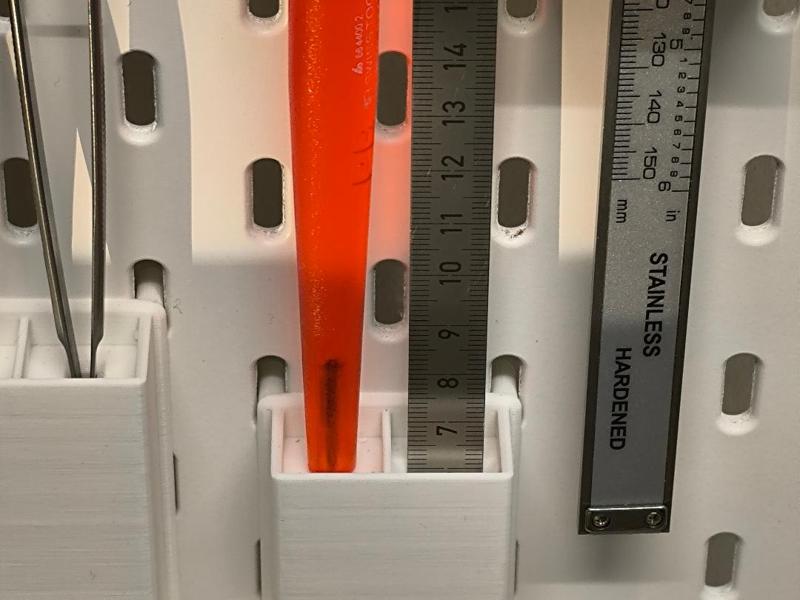 Skadis Holder Screwdriver and Steel Rule