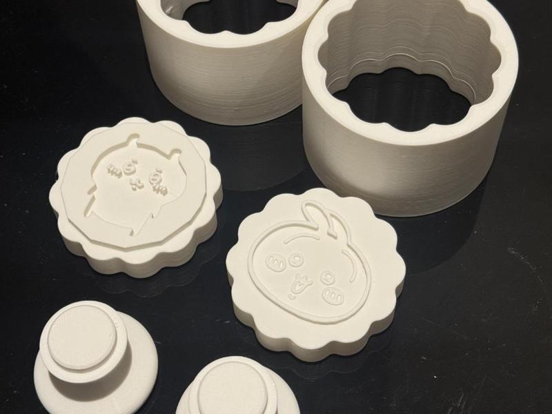 Chiikawa Moon cake Mold