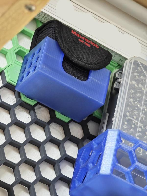 HSW-Maurerlob_LevelHolderCase