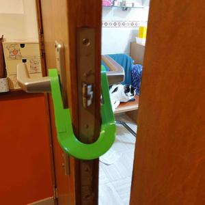 Removable door blocker