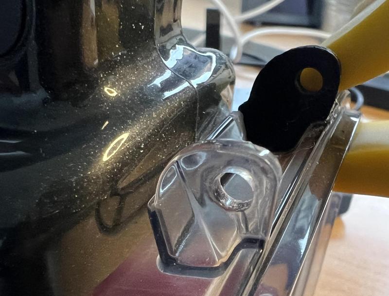 Black and Decker Dustbuster bin hinge