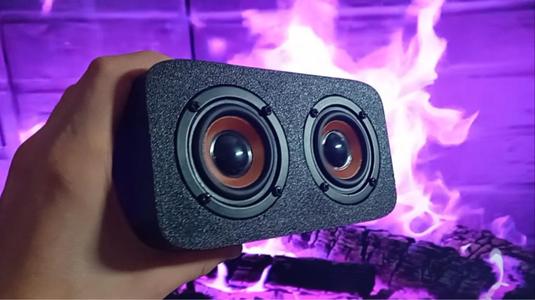  Bluetooth Speaker