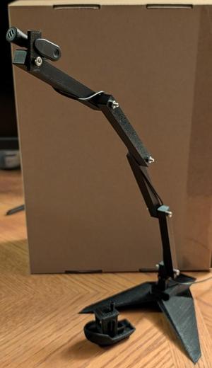 Desktop lapel mic stand