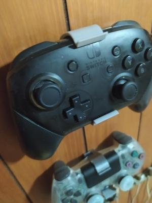 Nintendo Switch Pro Controller Clip