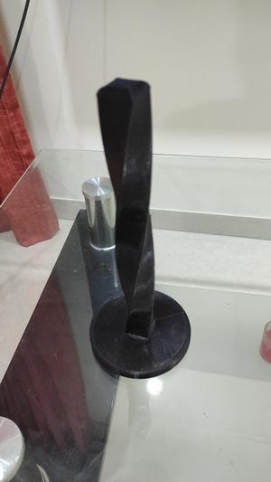 Spiral paper towel holder