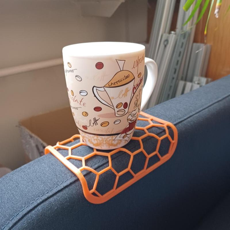 Soft Armrest Cupstand (Parametric)