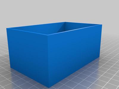 Box für bis zu 75 Figuren (Box for up to 75 pieces)