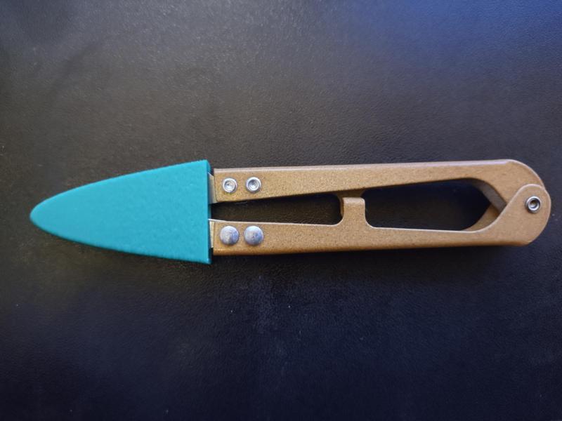Protective Cap for Sewing Thread Clippers