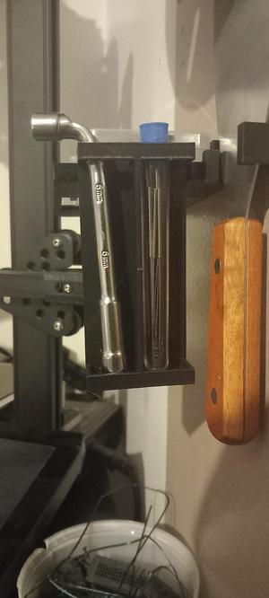 the 3d nozzle key ring is a needle holder