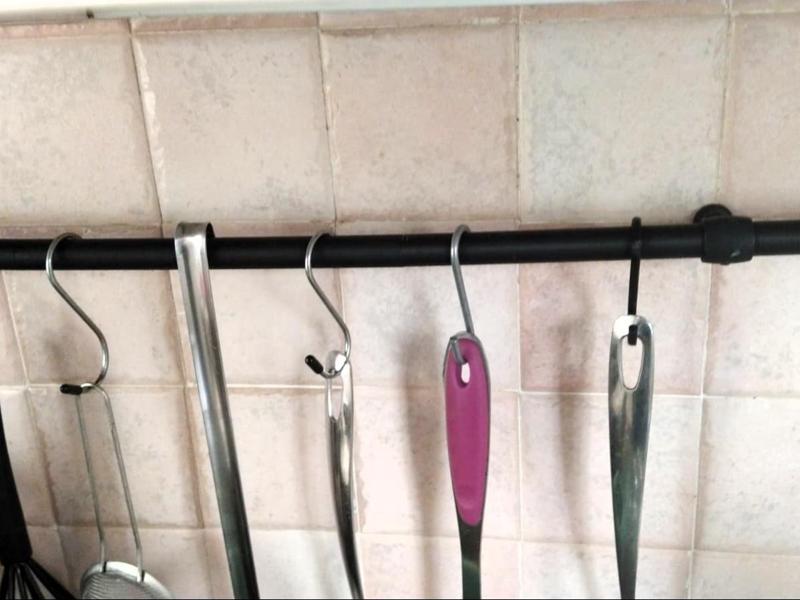 Modular kitchen utensil holder