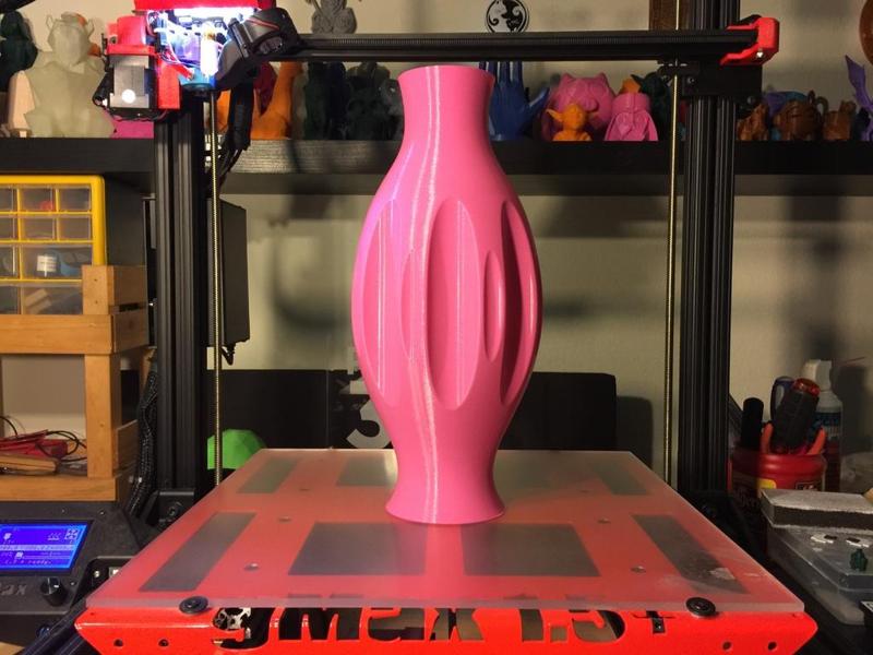 Notched Elegant Vase