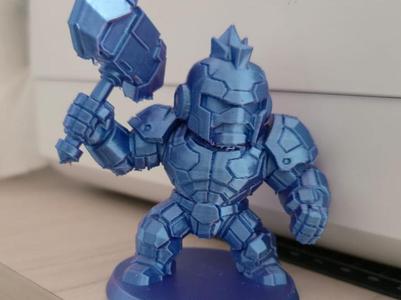 Chibi Hammer Knight – Miniature Power Tank