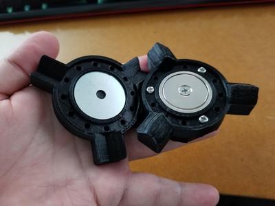 Modified mounts for Doug's kinematic LR3 accessory holder