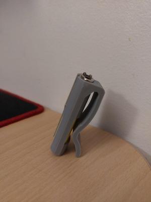 Bic lighter clip