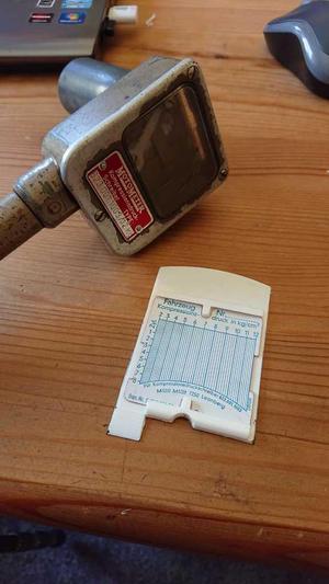 Halter für Kompressionsdruckschreiber Motometer