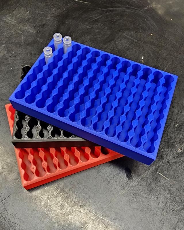 12 x 8 LC MS autosampler vial organizer for transferring from 96-well plate format