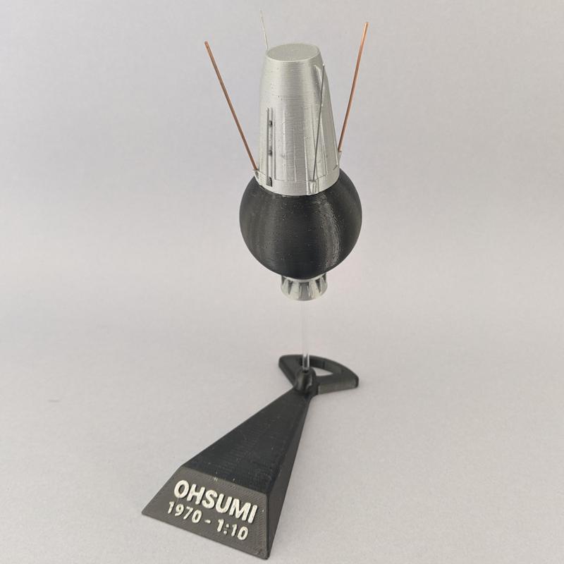Ohsumi satellite 1:10 model