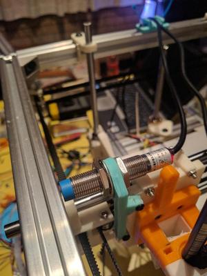 Hypercube mounts for X and Y proximity endstops